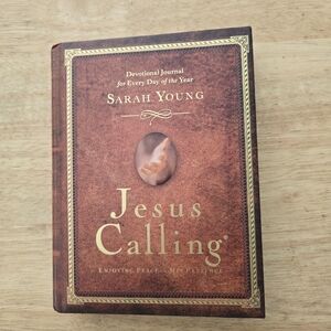 Jesus Calling Enjoyimg Peace in His Ptesence Devotional Journal
